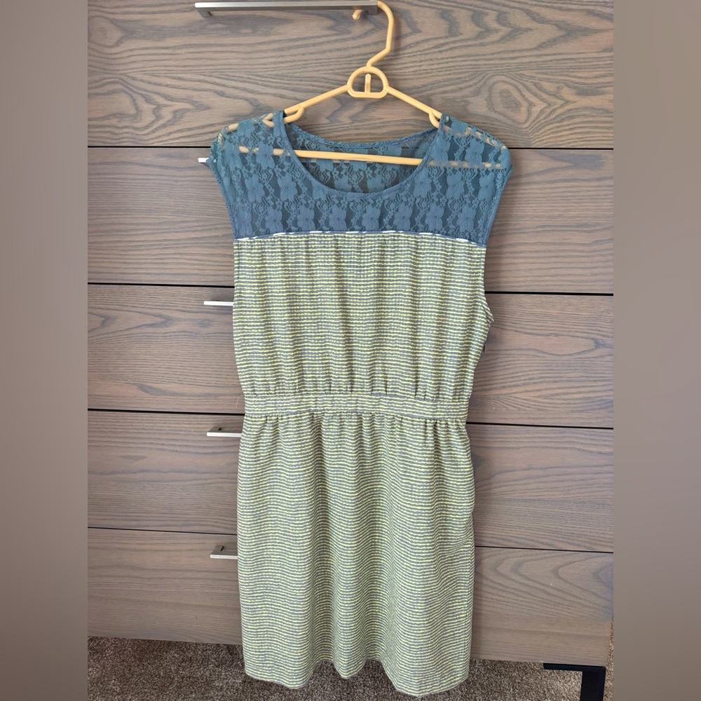 Summer dress. Lace on top. Very light and airy. Size 6.